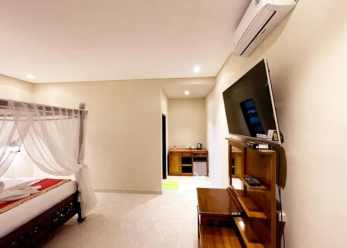 Bali 85 Beach Inn